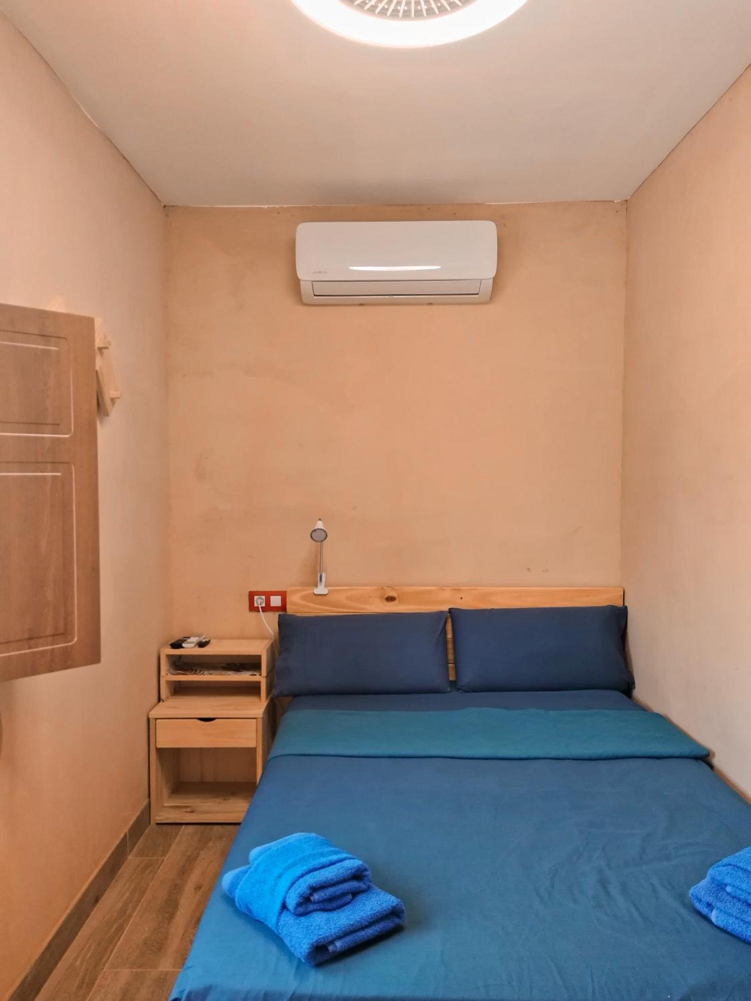 La Calma De Pamies Hostel Balaguer Kültér fotó